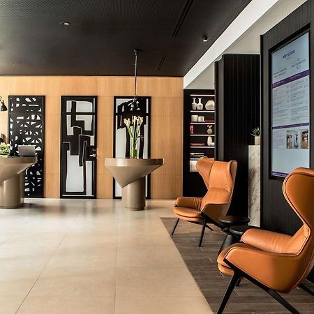 Mercure Paris 17 Batignolles Exterior photo