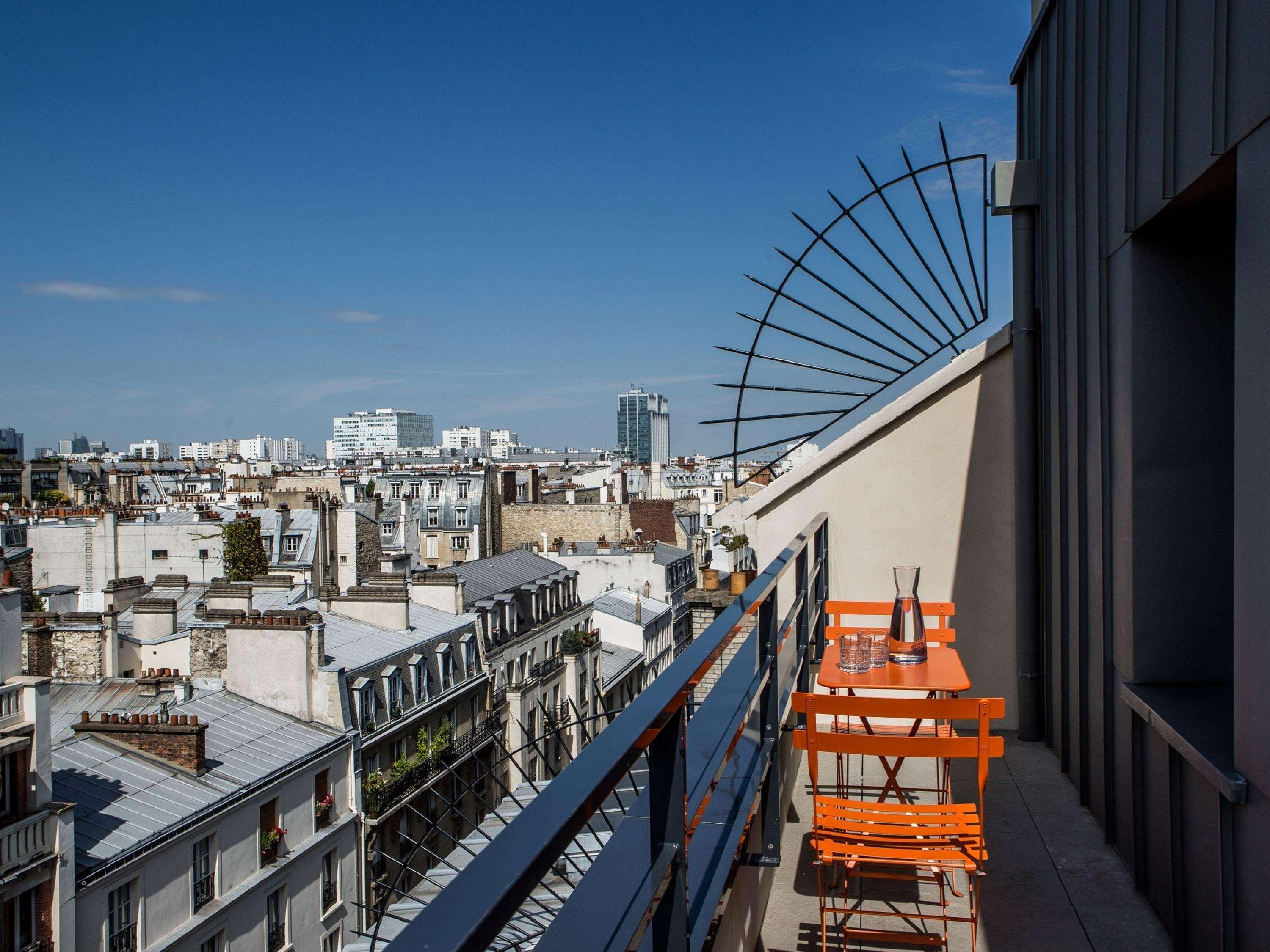 Mercure Paris 17 Batignolles Exterior photo