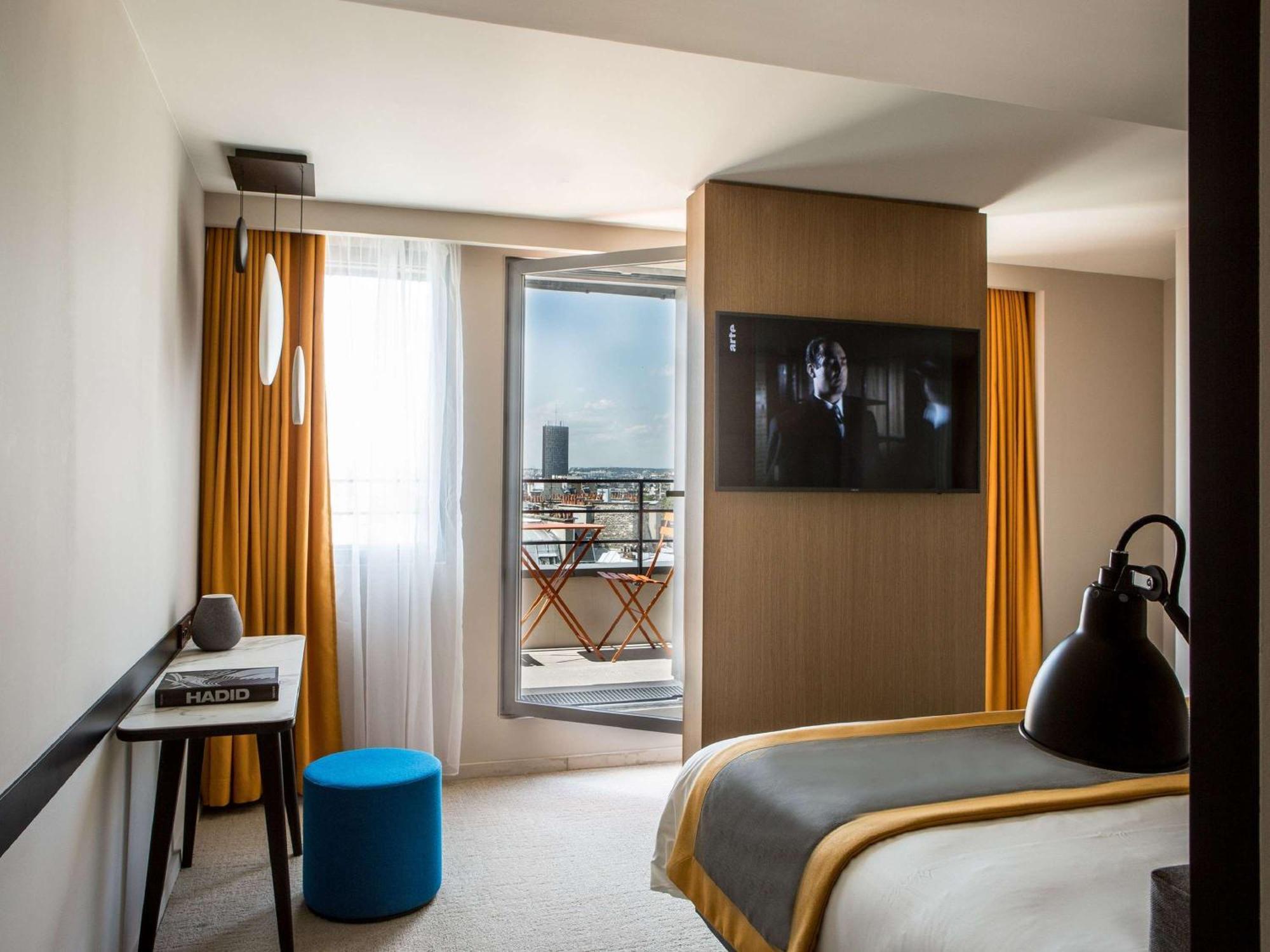 Mercure Paris 17 Batignolles Exterior photo