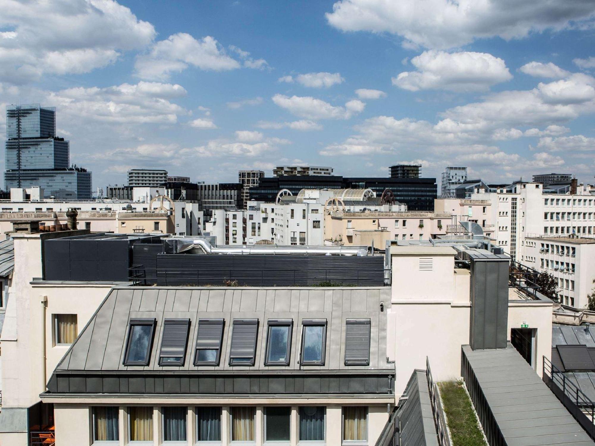 Mercure Paris 17 Batignolles Exterior photo
