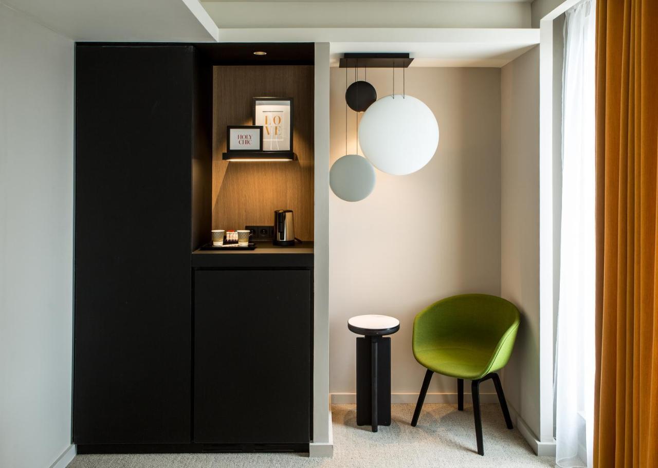 Mercure Paris 17 Batignolles Exterior photo